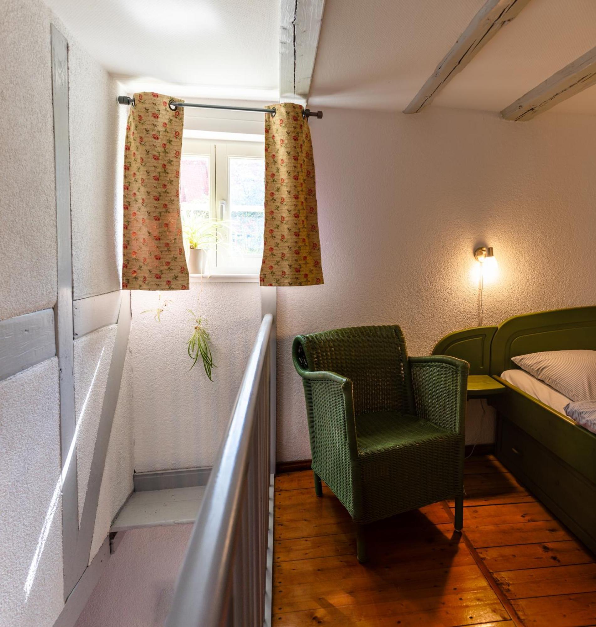 Fachwerkhotel - Ferienhaeuser Vorhof Zur Hoelle 奎德林堡 外观 照片